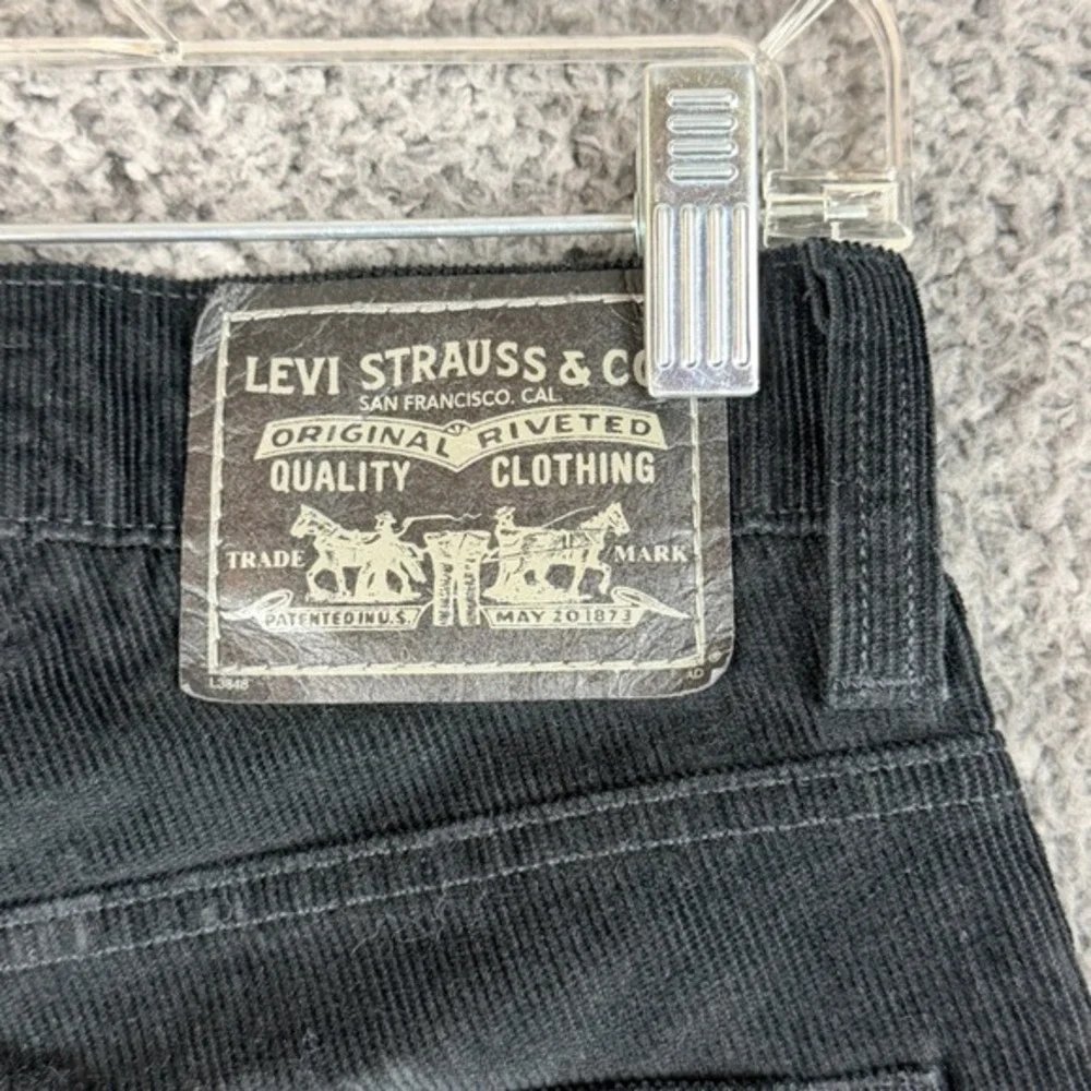Levi's 511 Men's W30 L32 Skinny Corduroy Pants Black Cord Trousers Casual Modern